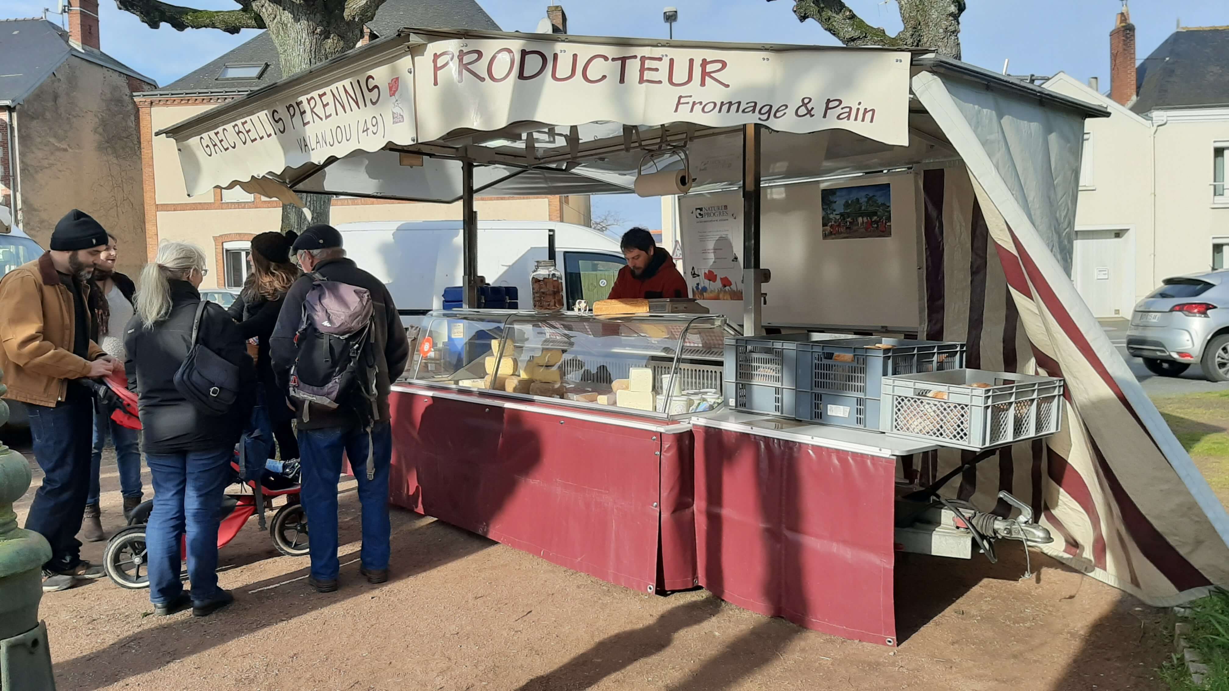 Vincent au marché de Chemillé les samedis